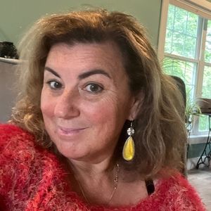 Meet your Posher, Irina